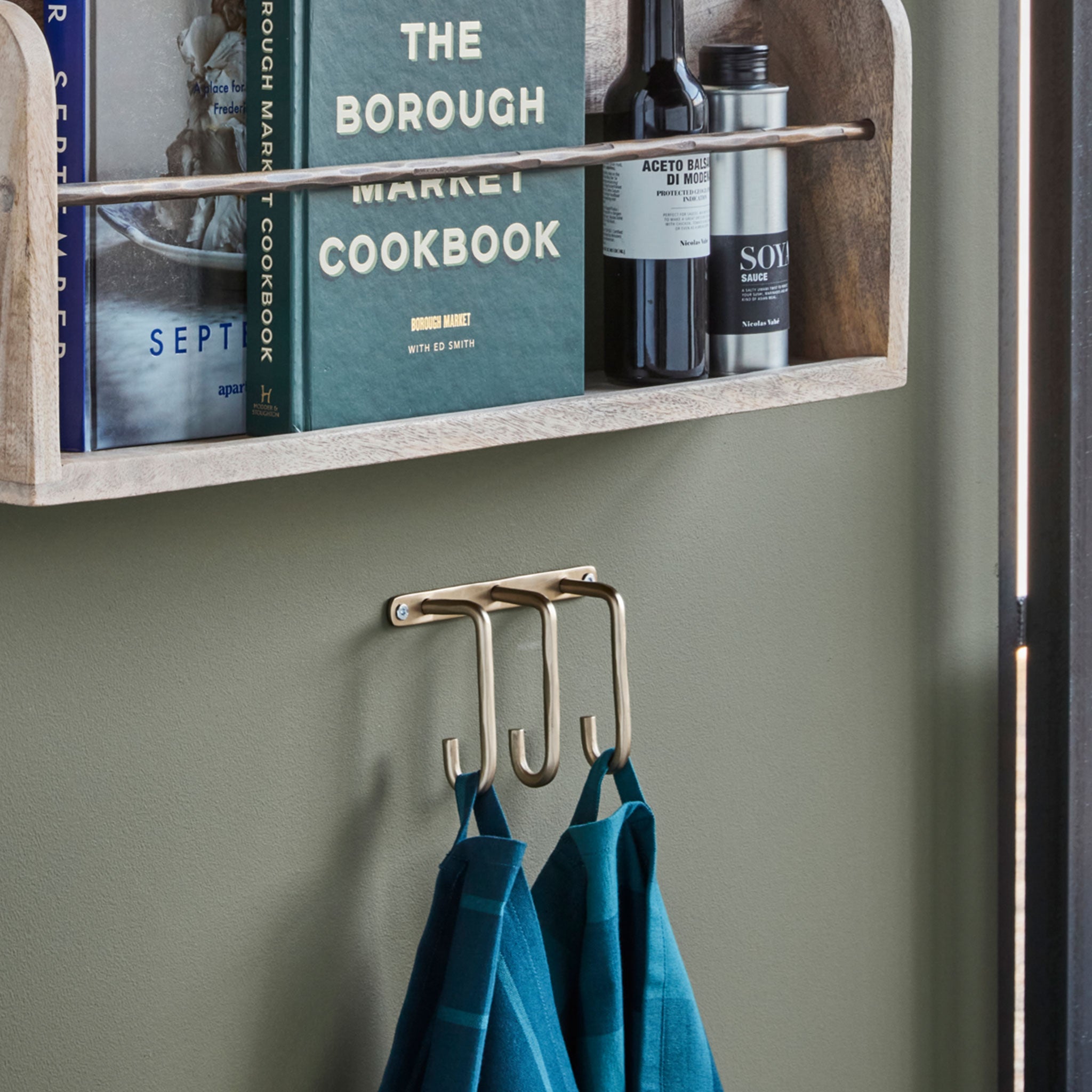 Welo Hook Rack | Brushed Brass