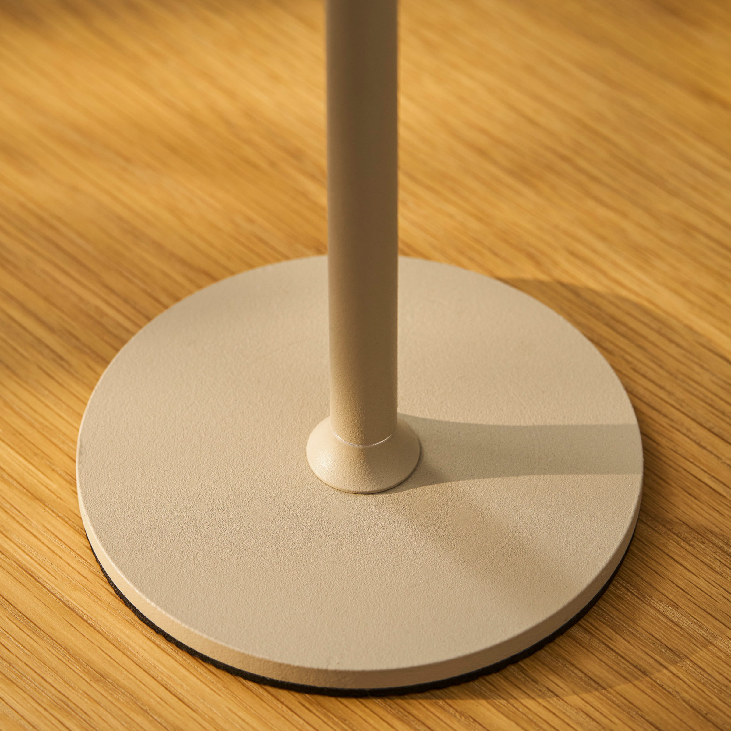 Winstone Rechargeable Slim Table Lamp | Clay