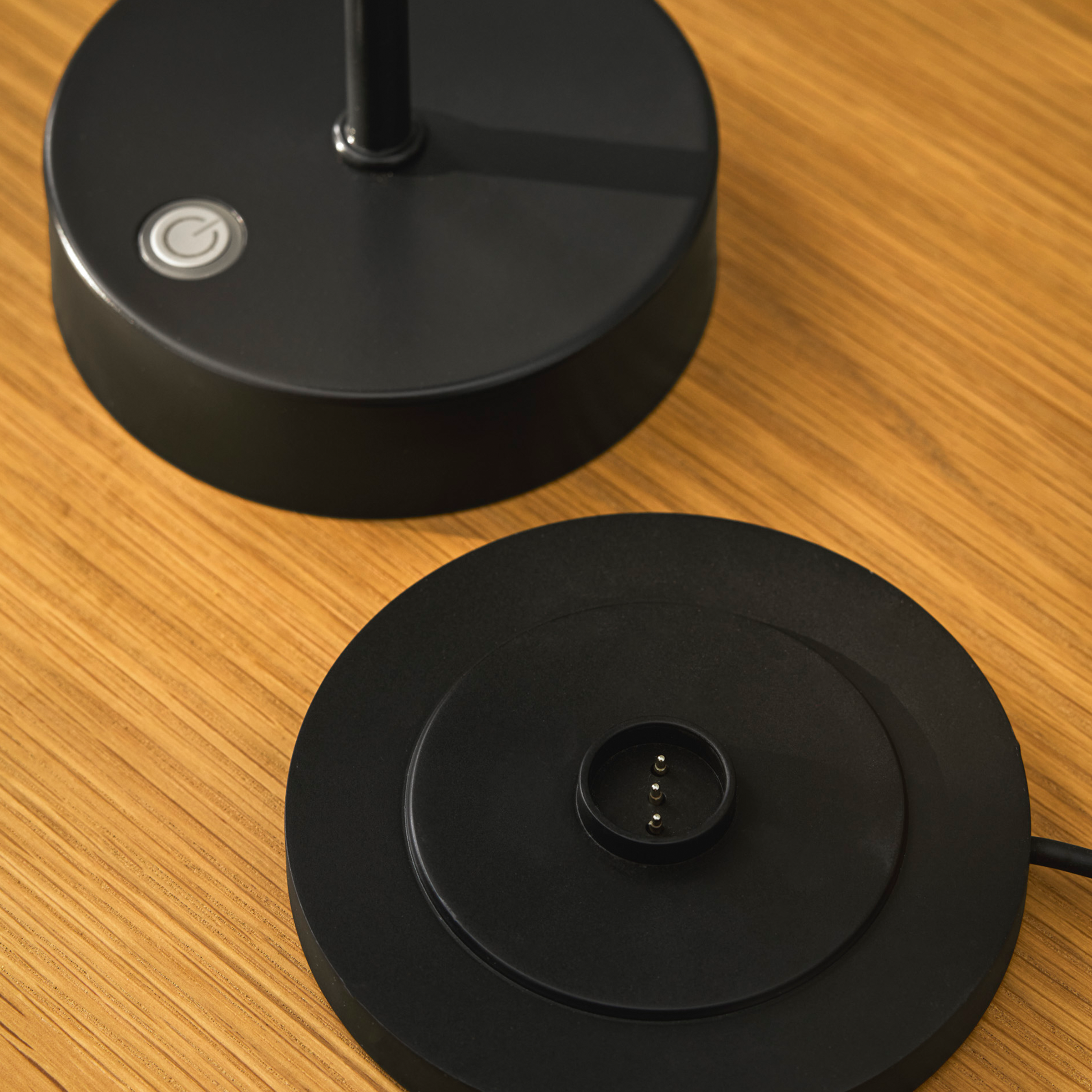 Winstone Rechargeable Table Lamp | Carbon