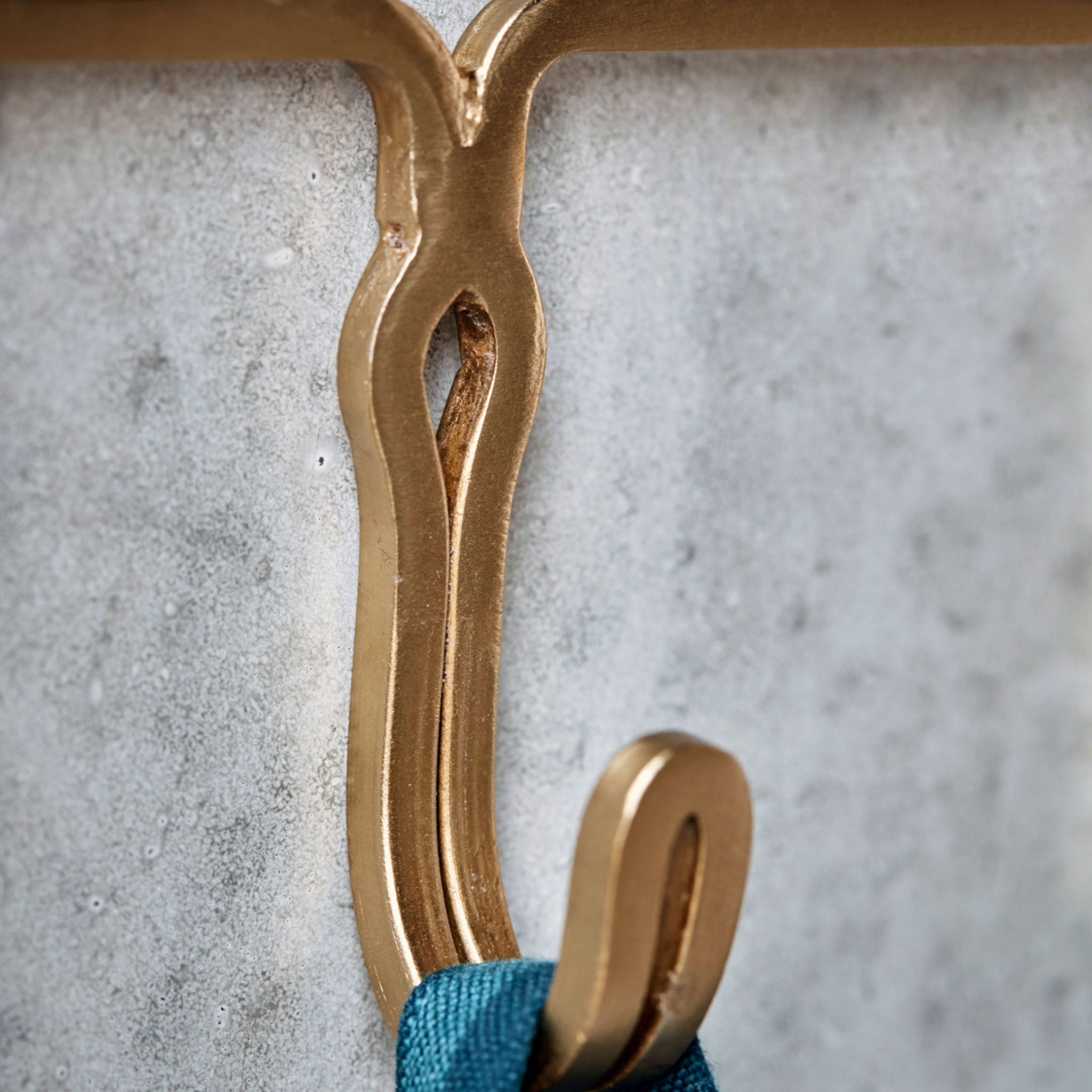 Yra Coat Rack | Brass Finish
